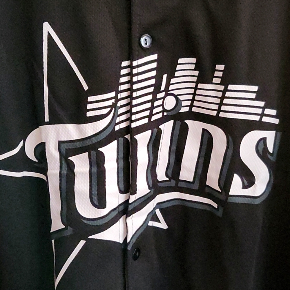 twins / first Ave Jersey